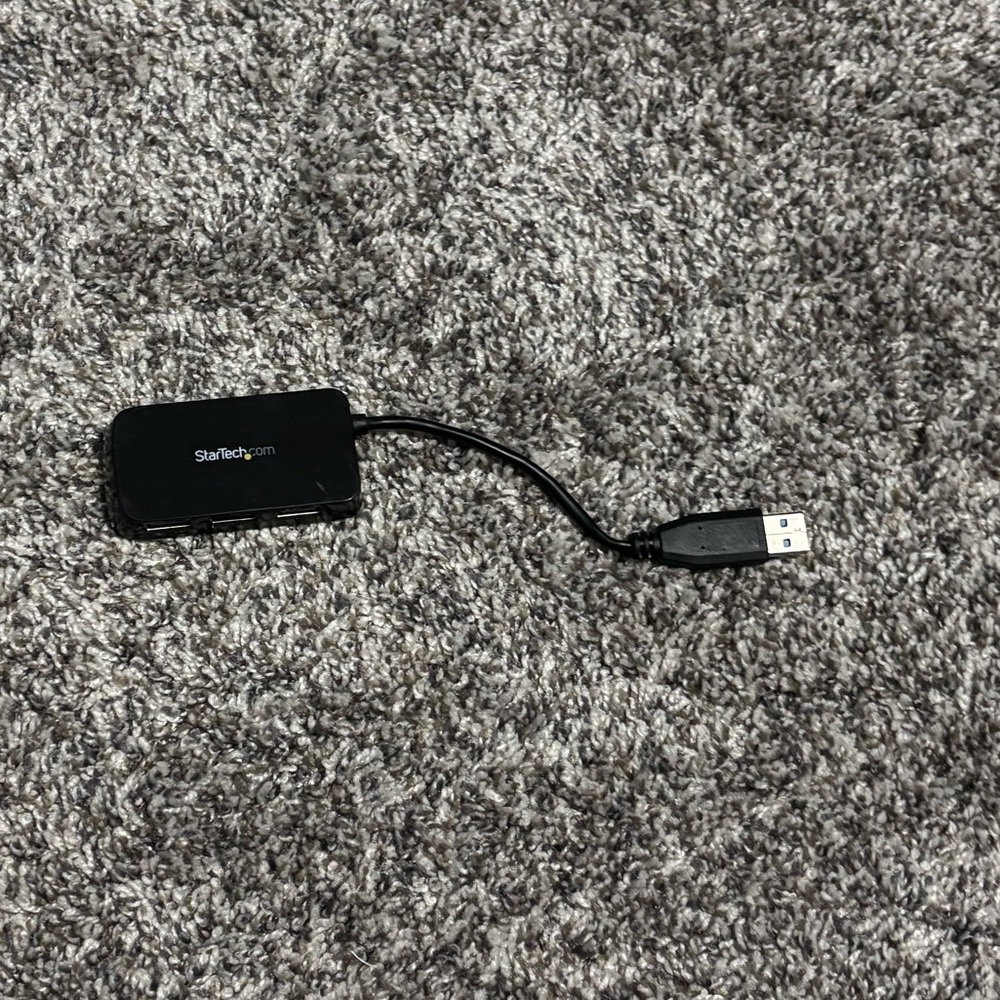 {StarTech} USB 4 port Adapter, excellent used condition